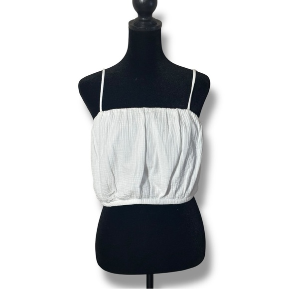 Express Large Smocked NWT White Lightweight Spaghetti Strap Tank Gauze Crop Top - Picture 1 of 16
